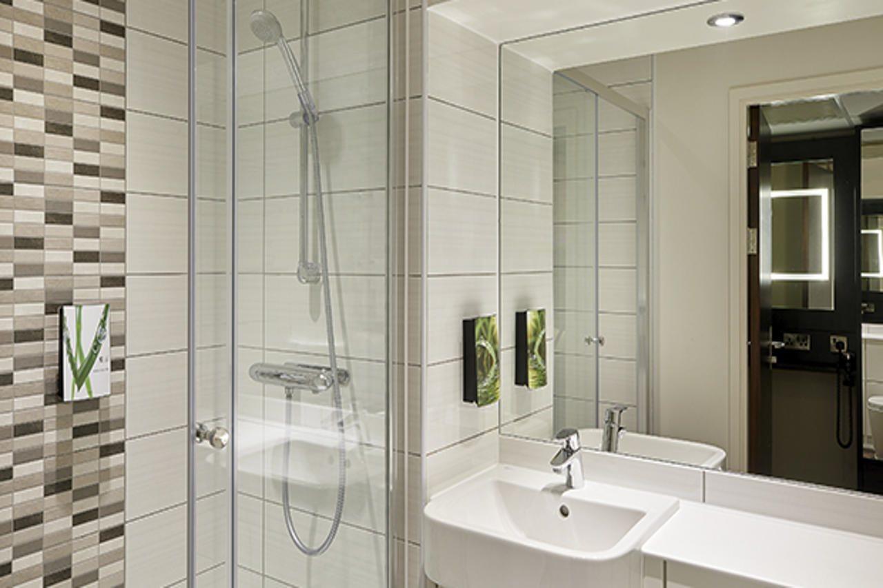 Premier Inn Birmingham City - Aston Екстериор снимка