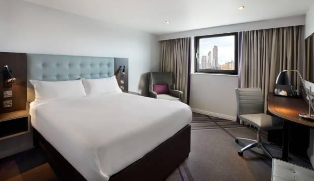 Premier Inn Birmingham City - Aston Екстериор снимка