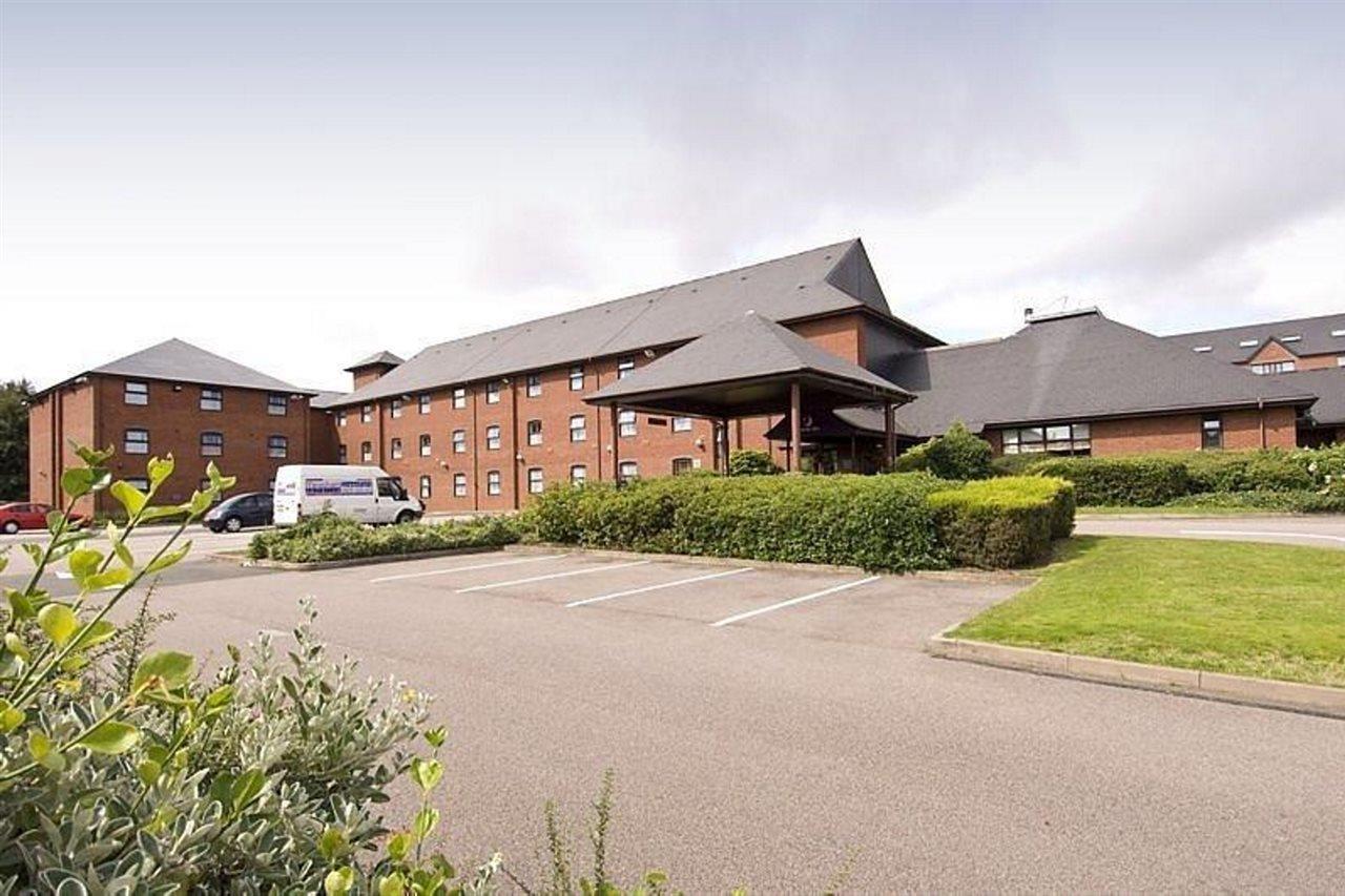 Premier Inn Birmingham City - Aston Екстериор снимка