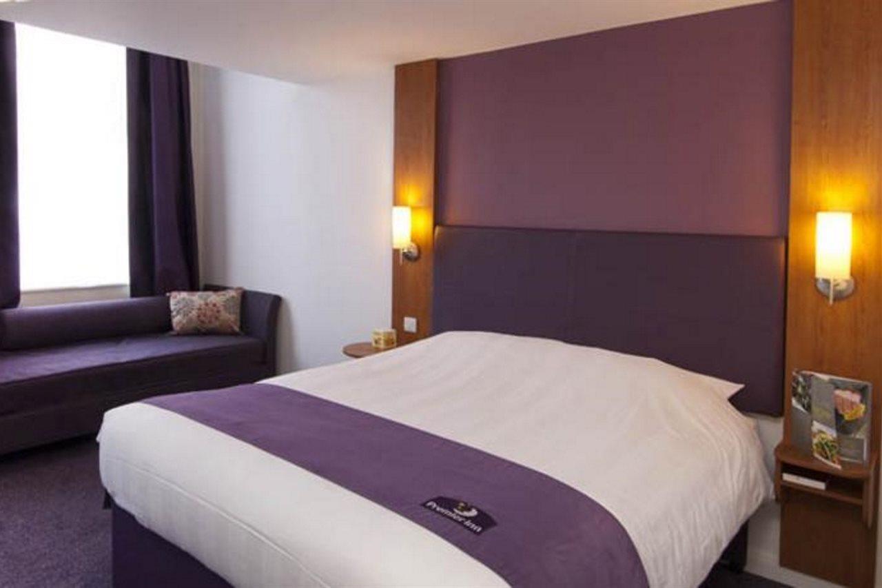 Premier Inn Birmingham City - Aston Екстериор снимка